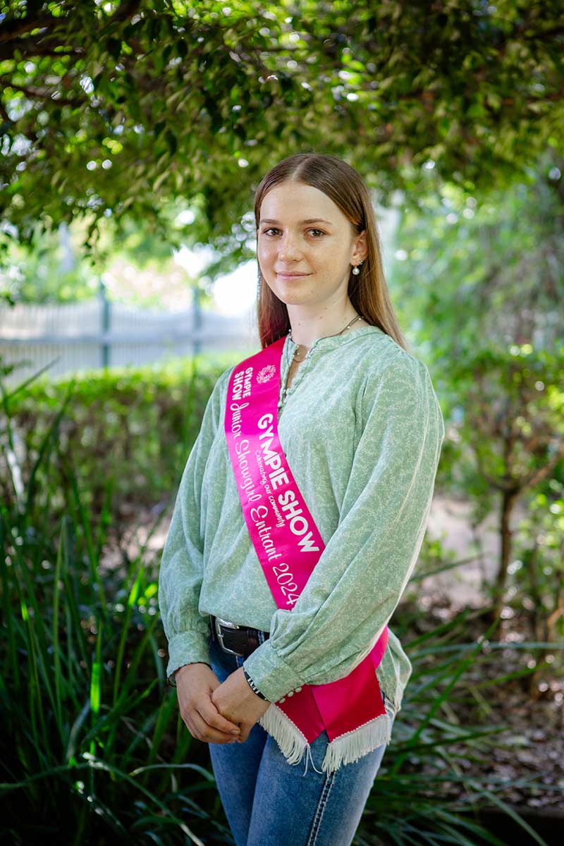 Larney Steggle Junior Showgirl representing the Ring Committee